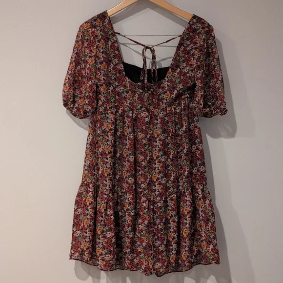 BCBGeneration Mini Floral Tiered Dress Size 4 - Picture 3 of 5